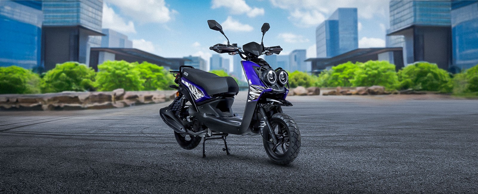 Moto Scooter T-28 JH 150 en la pista