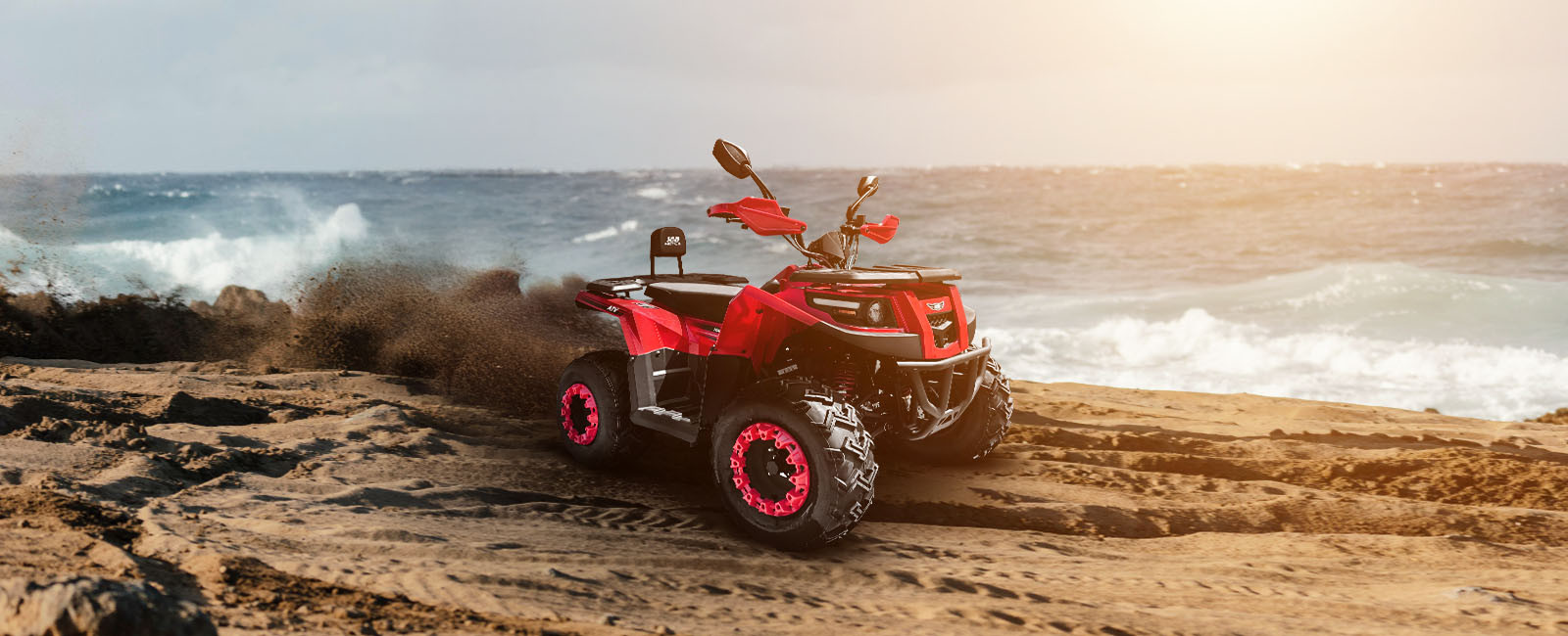 Cuatrimoto HAWK 150 en la pista