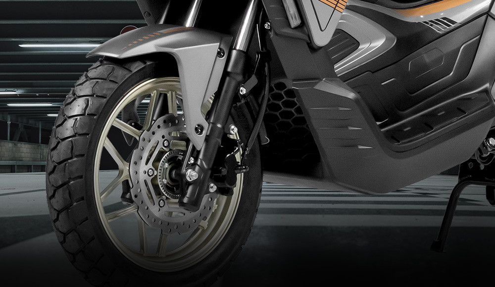 Moto Scooter MAXXI 175 parte delantera